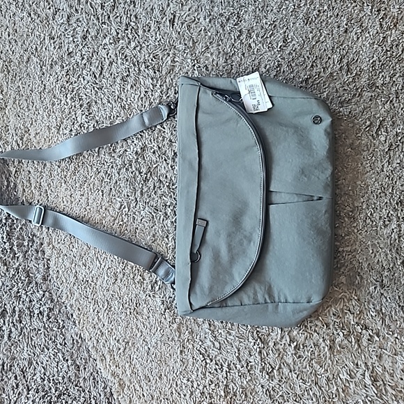 lululemon athletica Handbags - NWT lululemon bag